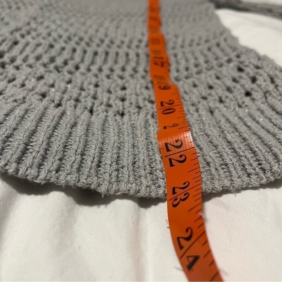 𝅺American Eagle grey crochet look knit sweater medium - Picture 8 of 10